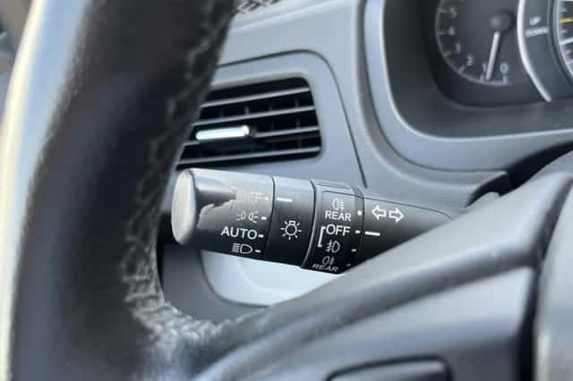 Honda CR-V (2015) thumbnail 30