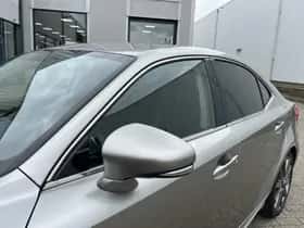 Lexus IS (2014) thumbnail 36