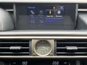 Lexus IS (2014) thumbnail 73