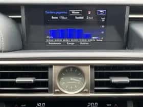 Lexus IS (2014) thumbnail 75