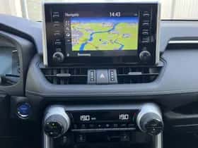 Toyota RAV4 (2019) thumbnail 81