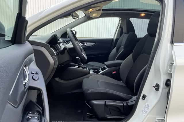 Nissan Qashqai (2018) thumbnail 12