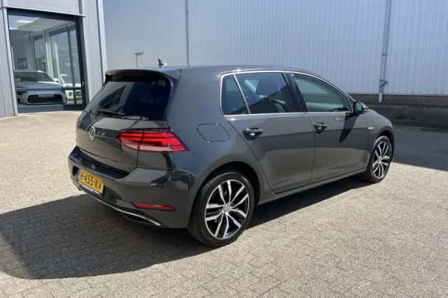 Volkswagen E-Golf (2020) thumbnail 71