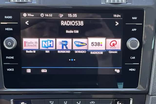 Volkswagen E-Golf (2020) thumbnail 80