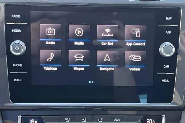 Volkswagen E-Golf (2020) thumbnail 82