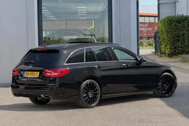 Mercedes-Benz C-Klasse (2019) thumbnail 2