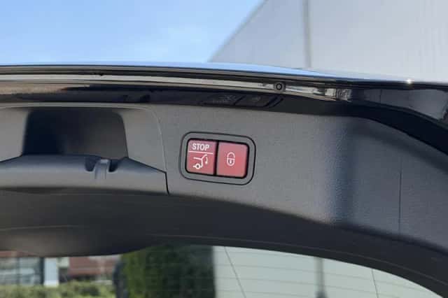 Mercedes-Benz C-Klasse (2019) thumbnail 47