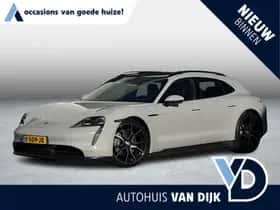 Porsche Taycan (2024) thumbnail 1
