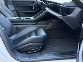 Porsche Taycan (2024) thumbnail 27
