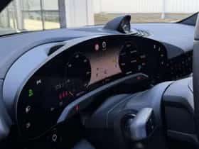 Porsche Taycan (2024) thumbnail 5