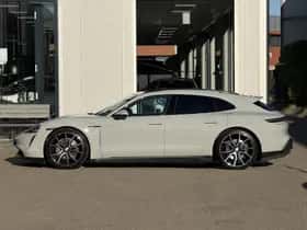 Porsche Taycan (2024) thumbnail 45