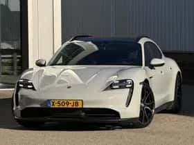 Porsche Taycan (2024) thumbnail 8