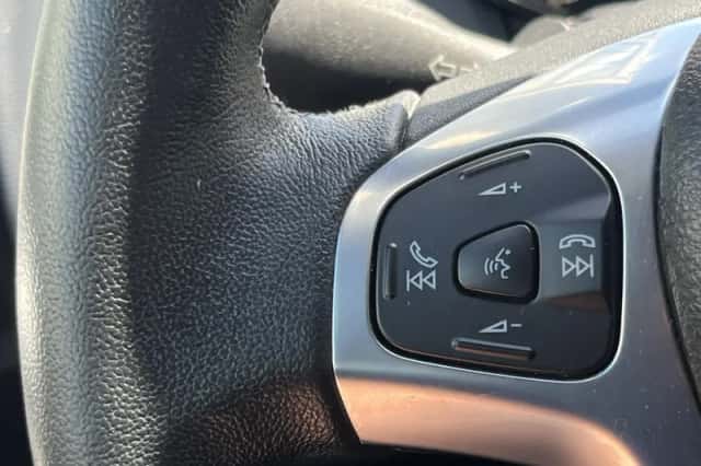 Ford B-Max (2016) thumbnail 35