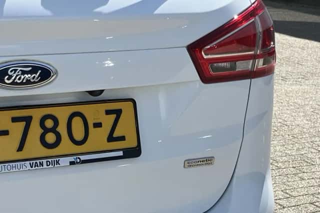 Ford B-Max (2016) thumbnail 53