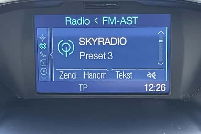 Ford B-Max (2016) thumbnail 74