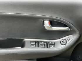 Kia Picanto (2012) thumbnail 13