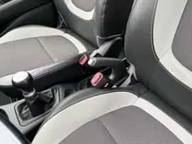 Kia Picanto (2012) thumbnail 15