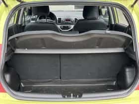 Kia Picanto (2012) thumbnail 21