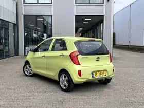 Kia Picanto (2012) thumbnail 10
