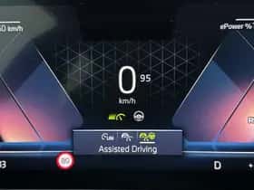 BMW i5 (2024) thumbnail 19