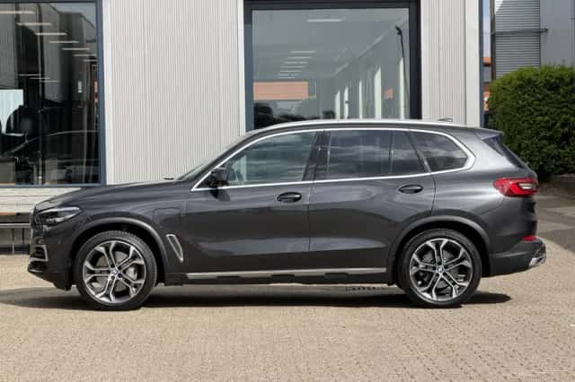 BMW X5 (2020) thumbnail 59