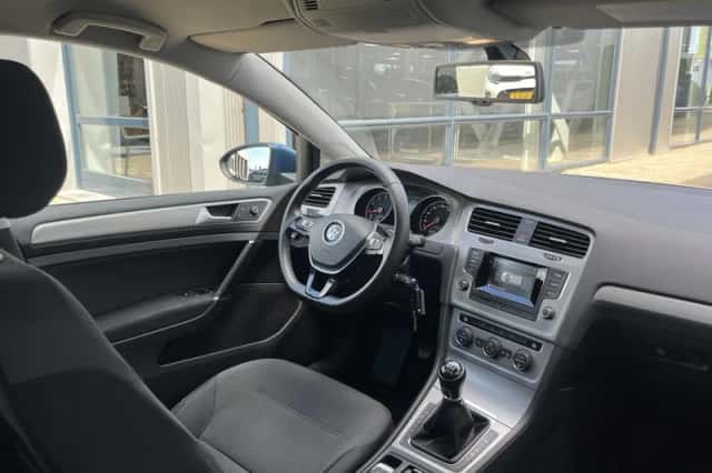 Volkswagen Golf (2014) thumbnail 4
