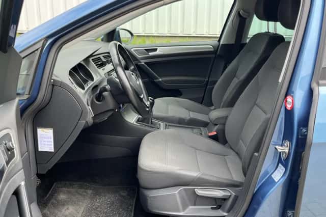 Volkswagen Golf (2014) thumbnail 10