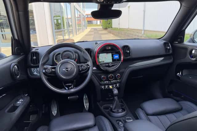 MINI Countryman (2019) thumbnail 3