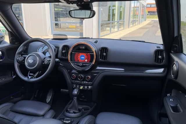 MINI Countryman (2019) thumbnail 25