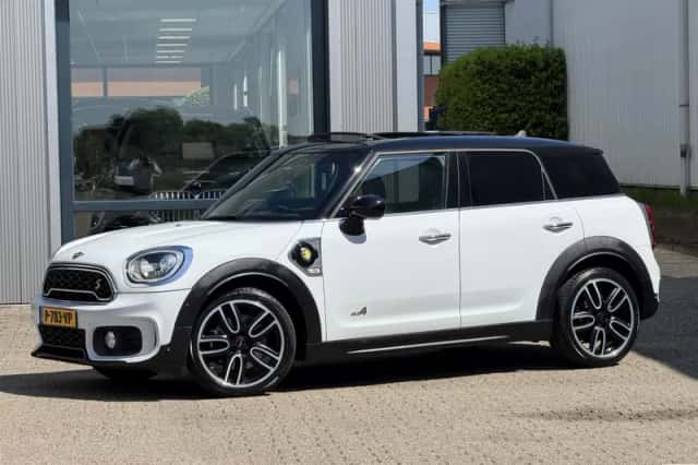 MINI Countryman (2019) thumbnail 30