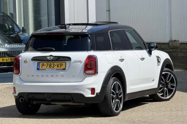 MINI Countryman (2019) thumbnail 36