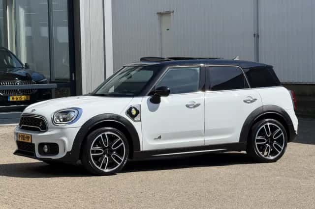 MINI Countryman (2019) thumbnail 50