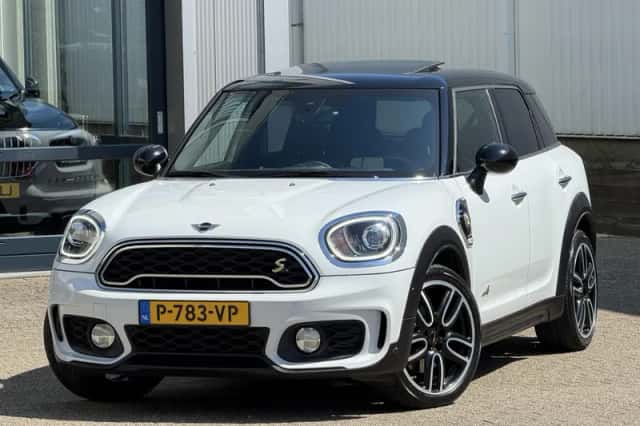 MINI Countryman (2019) thumbnail 7