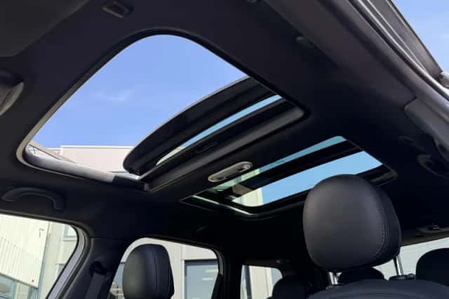 MINI Countryman (2019) thumbnail 8