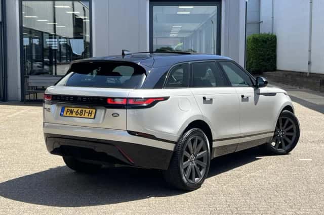 Land Rover Range Rover Velar (2017) thumbnail 2