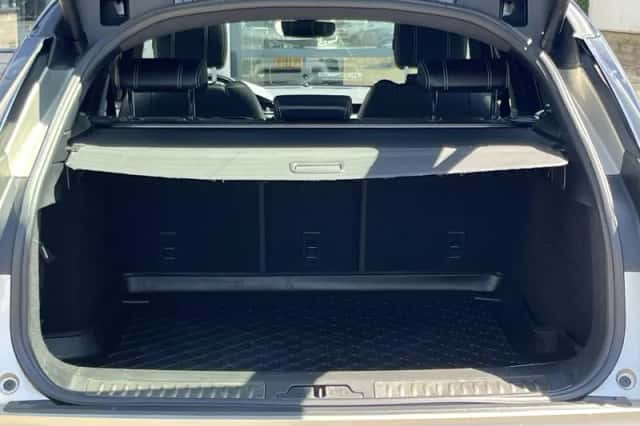 Land Rover Range Rover Velar (2017) thumbnail 22
