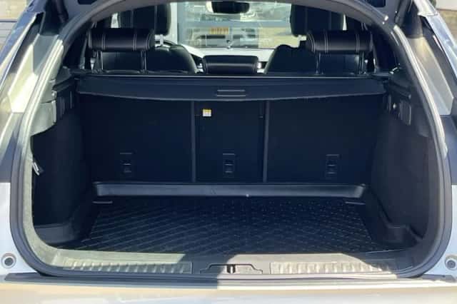 Land Rover Range Rover Velar (2017) thumbnail 23