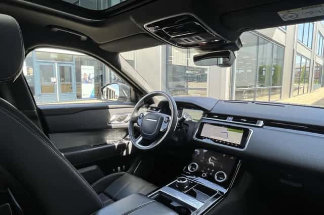 Land Rover Range Rover Velar (2017) thumbnail 4