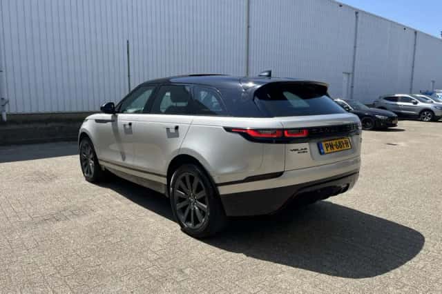 Land Rover Range Rover Velar (2017) thumbnail 64