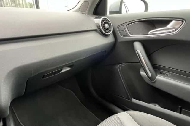 Audi A1 (2017) thumbnail 50