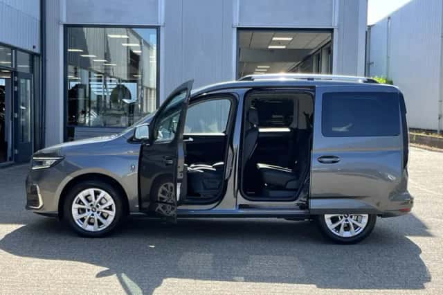 Ford Tourneo (2023) thumbnail 11