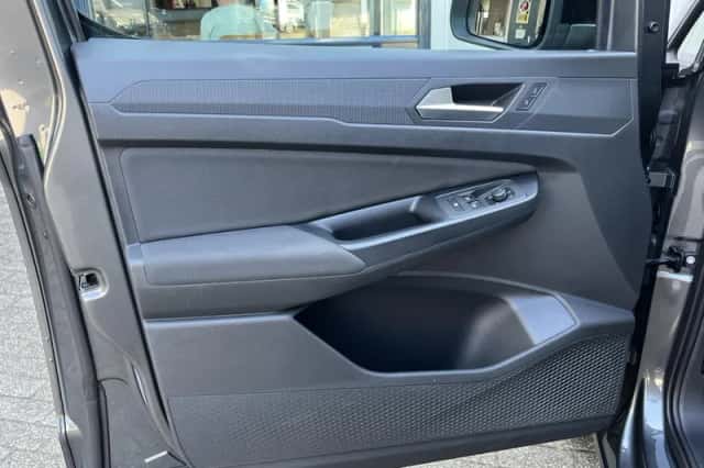 Ford Tourneo (2023) thumbnail 14