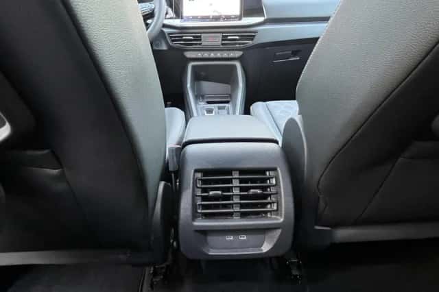 Ford Tourneo (2023) thumbnail 25