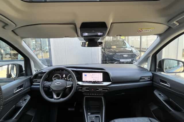 Ford Tourneo (2023) thumbnail 4