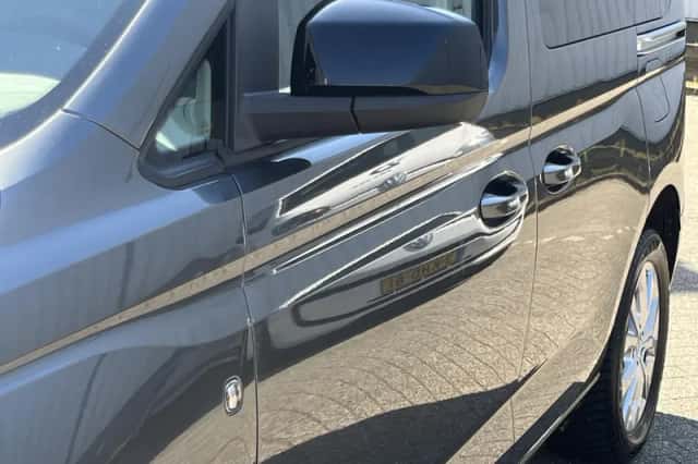 Ford Tourneo (2023) thumbnail 33