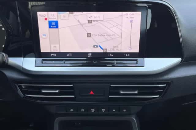 Ford Tourneo (2023) thumbnail 51