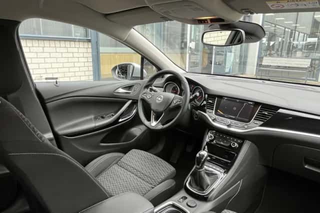 Opel Astra (2016) thumbnail 4