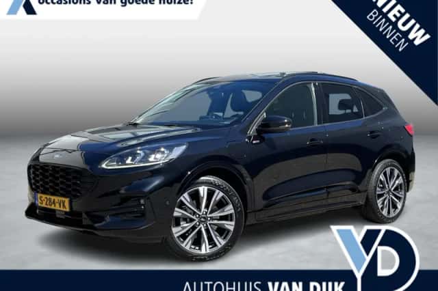 Ford Kuga (2021) thumbnail 1