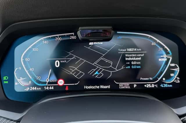 BMW X5 (2021) thumbnail 5