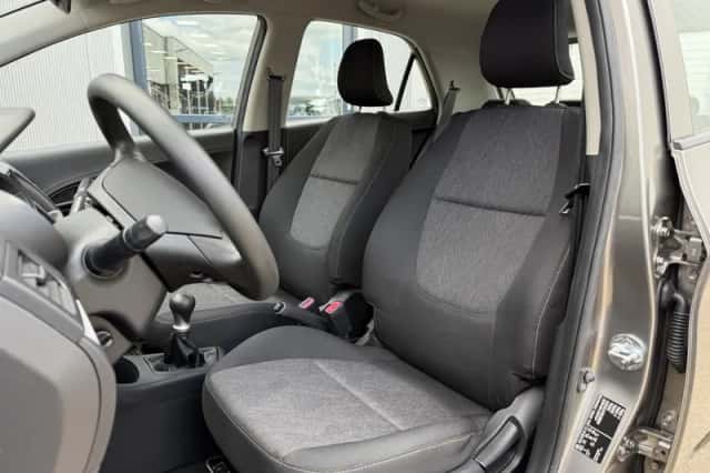 Kia Picanto (2011) thumbnail 5